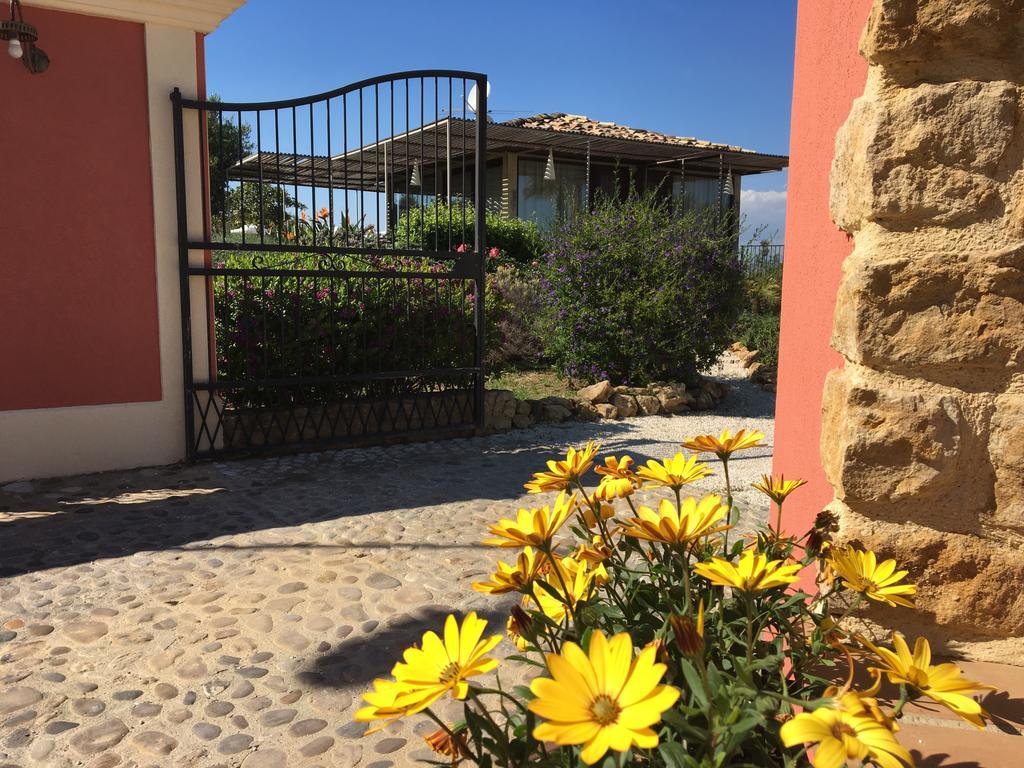 Il Colle Del Rustico Bed & Breakfast Agrigento Ngoại thất bức ảnh